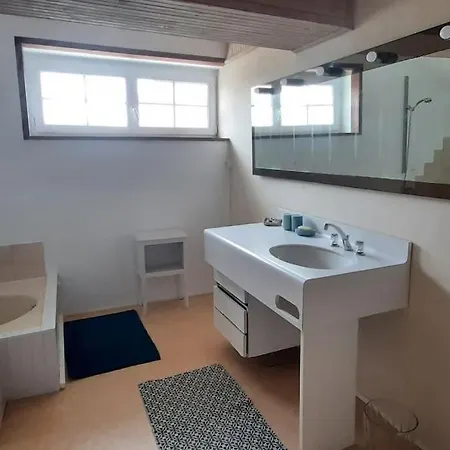 Maison Chaleureuse Plein Centre Ville, Plage A 50m * 라트슈수르메르